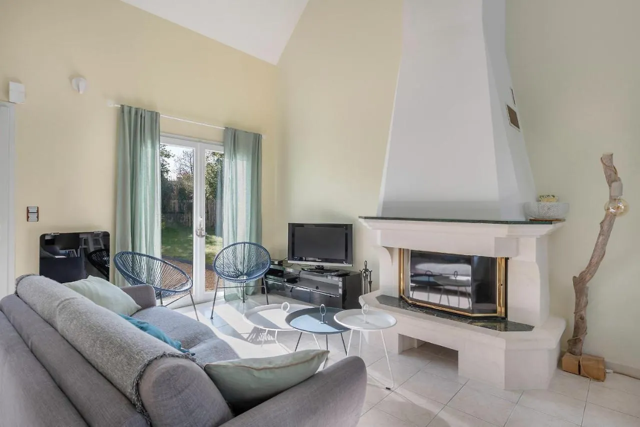 Maison Moderne Pour 6 Personnes A Sarzeau 0*,  France